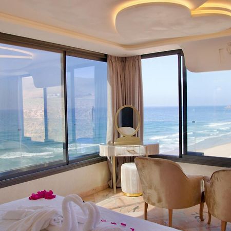 Апартаменты Amwaj Appts Мирлефт Экстерьер фото